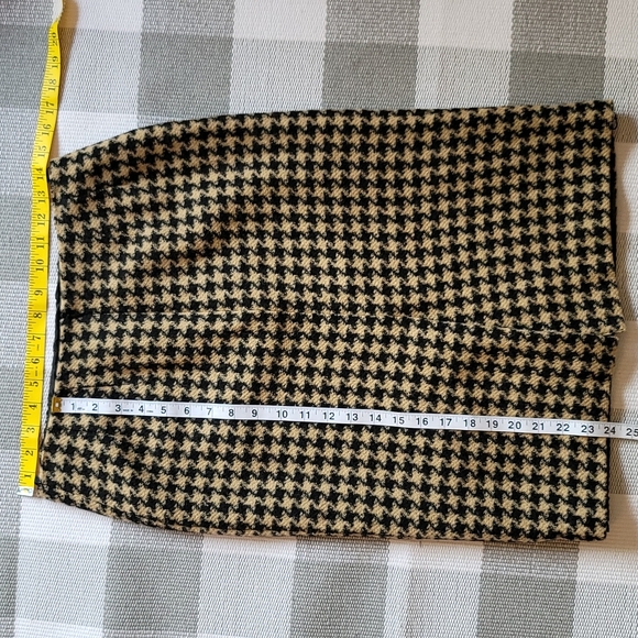 Vintage Talbots 100% Wool Houndstooth Beige and Black Pencil Skirt Size 8 - Picture 3 of 5